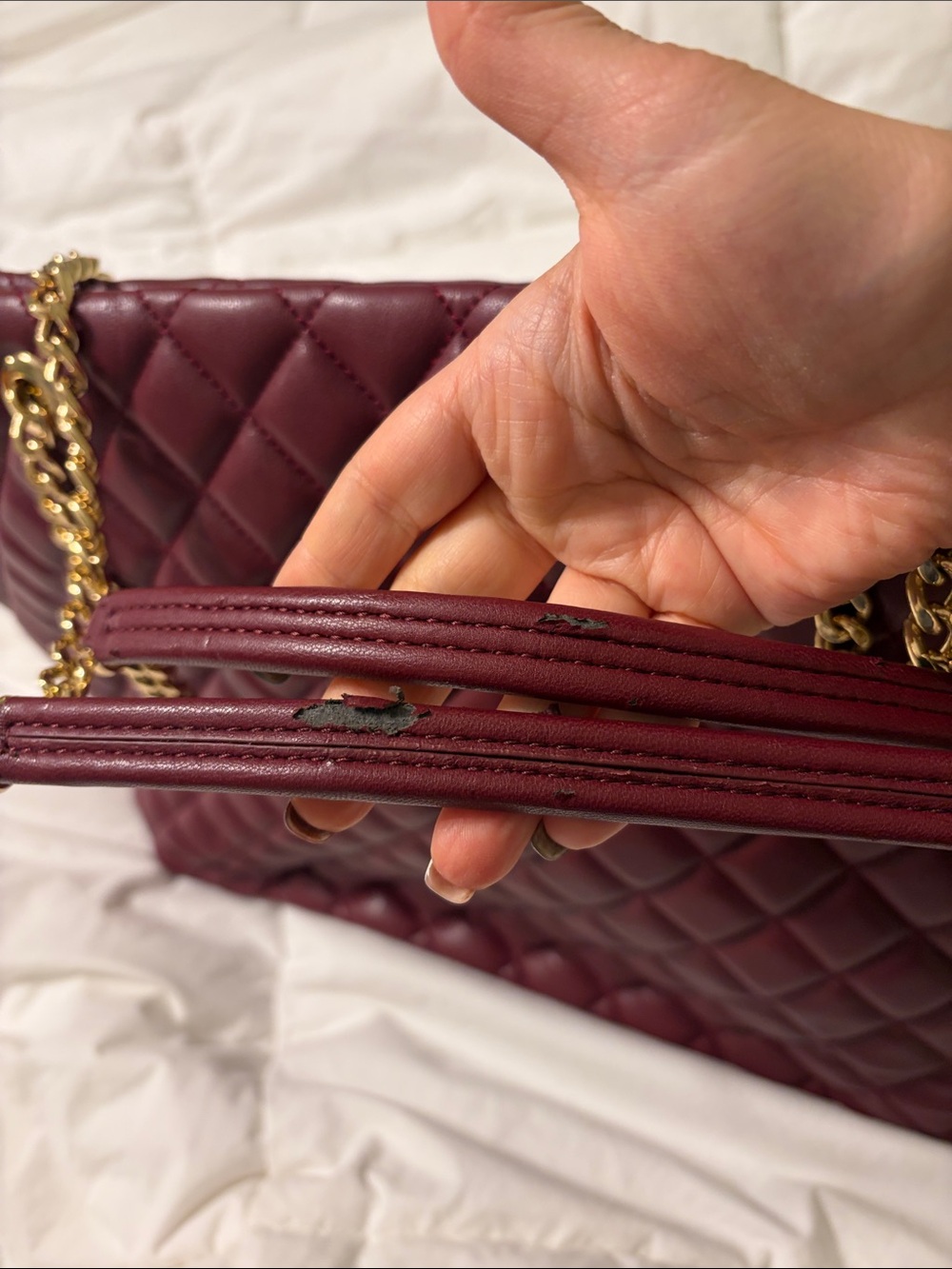 Love Moschino Quilted Burgundy Shoulder Bag with Gold Heart Lock - Picture 10 of 10